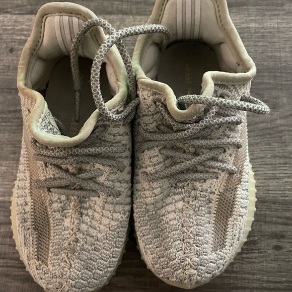 Synth Yeezy Boost V2 Toddler sz-8k - Picture 1 of 5